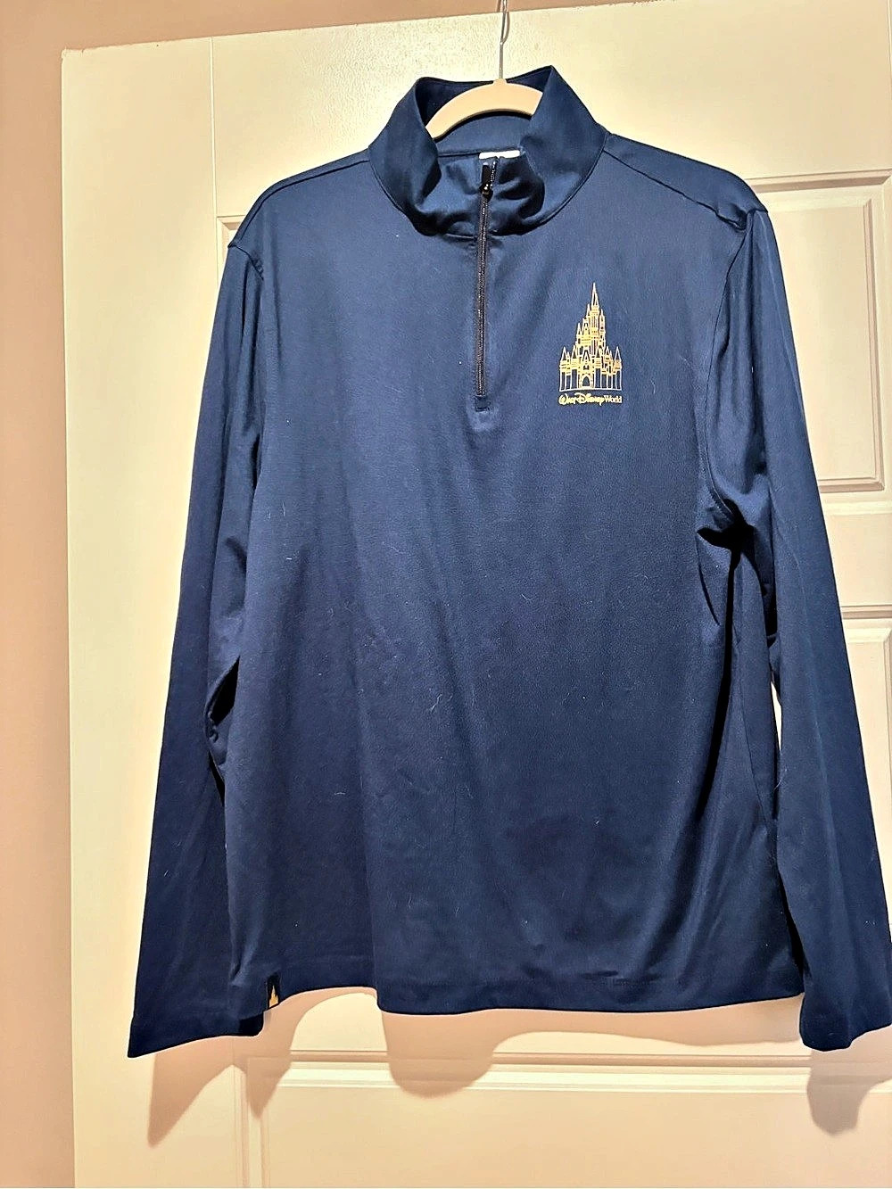 Never Worn Disney Walt Disney World Castle Quarter Zip Pullover Blue Medium